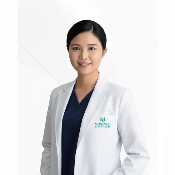 คุณนรีสราพร รุ่มร้อย